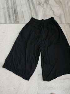 Black Wide Leg Cropped Pants