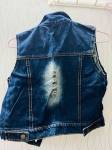Half Sleeves Denim Jacket