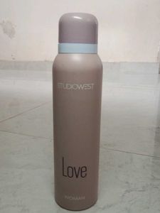 Studio West LOVE WOMAN Body Spray
