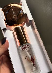 CHARLOTTE TILBURY AIRBRUSH FLAWLESS PERFECTING SET