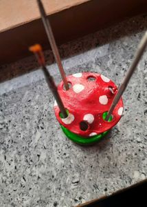 Brush Holder Mushroom