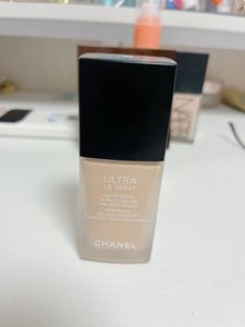 Chanel Ultra Le Teint Foundation BD11