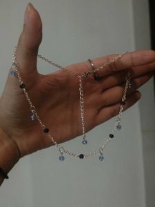 Dainty Choker