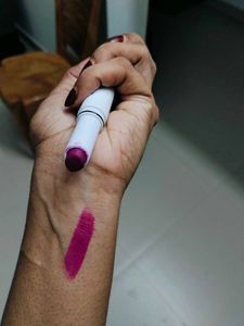 Mamaearth Lipstick