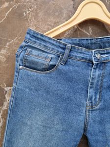Light Wash Denim Jeans Max