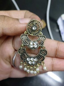 Elegant Drop Earrings ,old style, with pretty whit