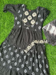 Black Anarkali Kurta With Duppta And Belt