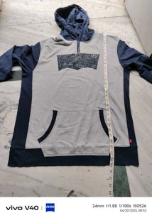 Levi&#39;s Hoodie XL