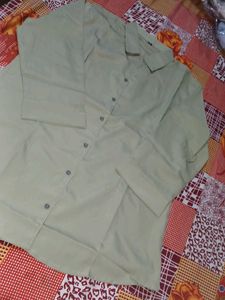 Vintage Style Button-Up Shirt