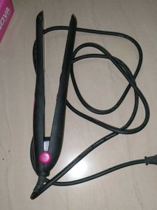 NOVA Hair Straightener