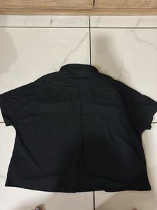Black over size shirt