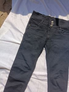 Black Skinny Fit Jeans (Women)