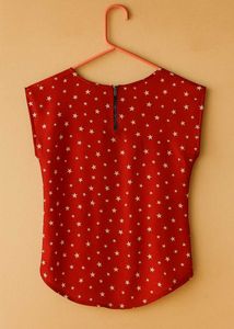 Red Star Print Top