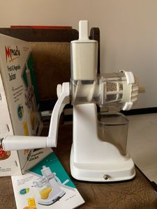 Miracle Fruit &amp; Vegetable Juicer