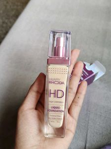 Hilary Rhoda High Definition Liquid Foundation