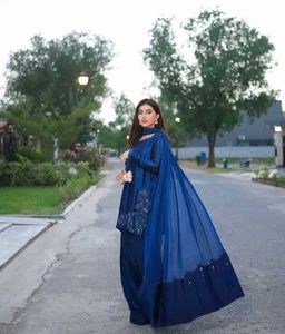 New Stayle Beautiful Pakistani Dress Inpoted Dres