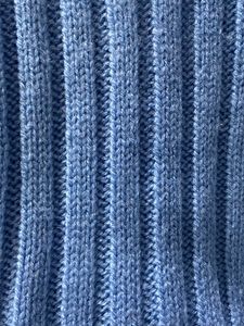 Cropped Turtle Neck pullover