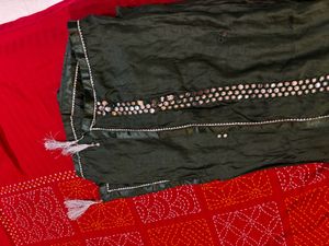 Elegant Green Dupatta