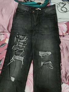 Ripped Black Wide-Leg Jeans