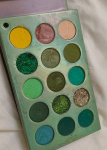 Eye Shadow Palettes Bundle