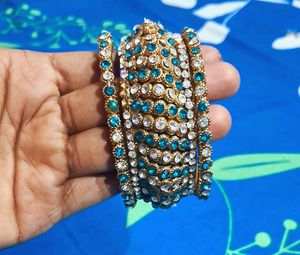 Heavy Beautiful Bangles💙🤍