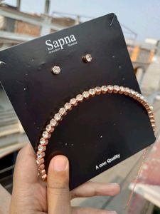 A Classy Descent Chocker