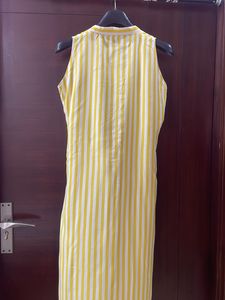 Strips Cut Sleeves Kurta