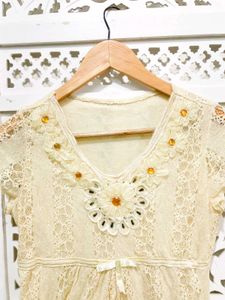 Vintage Inspired Lace Peplum Top D