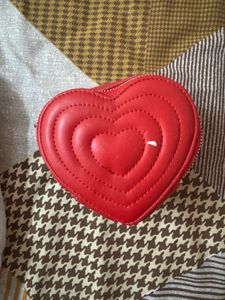 On Sale🩷Miraggio Small Heart Shape Bag (see Flaw)
