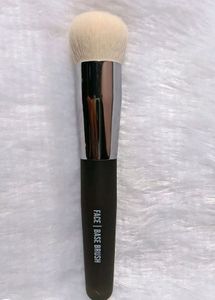 Huda Beauty Brush ♥️💕