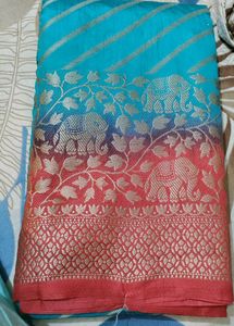 New Brand Heavy Border With Blouse Piece Attached