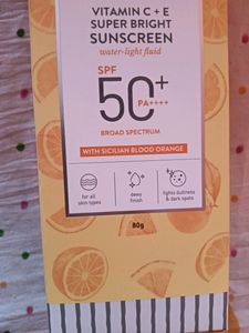 80g  Dot And Key Vitamin C sunscreen