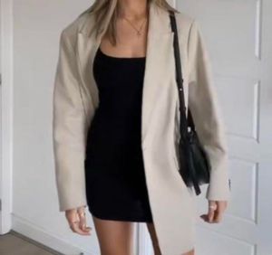 zara fitted dress in black ☻