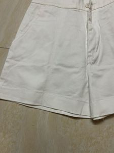 White Short / Bermuda Shorts