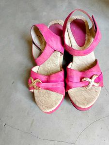 Pink Ankle Strap Sandals.Thori Si Scratch Hai .