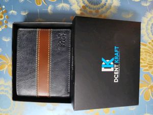 Dcent Kraft Genuine Leather Wallet with brand Box