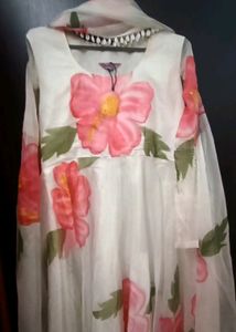 Lovely Floral Suit Set With Dupatta