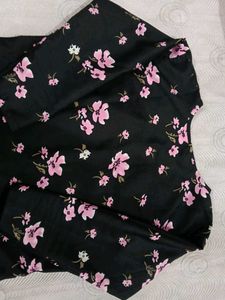 🌸Floral Printed Kurti In New Condition