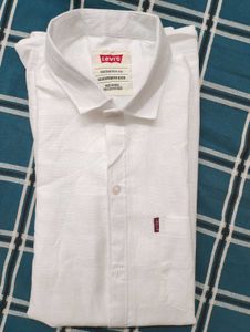 Levi&#39;s White Shirt