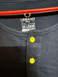 Urbano Plus T-Shirt.