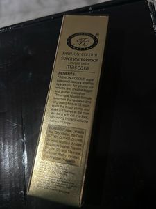 Fashion Colour Nourish Formula Plump On Mascara