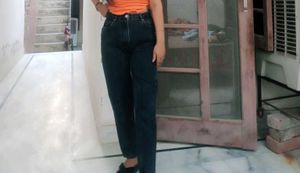 black Jeans