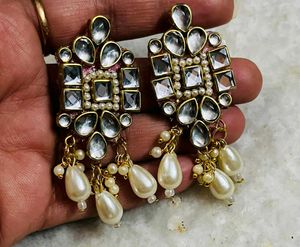 Gorgeous Kundan and Pearl Earrings