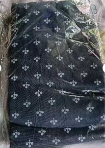 I&#39;m selling a saree