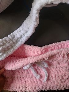 pink-crochet-bag