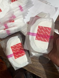 LuvLap Disposable Breast Pads