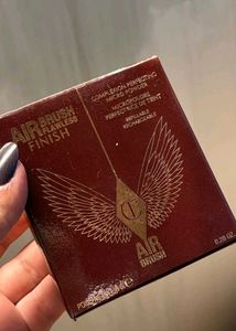 Charlotte tilbury Airbrush compact