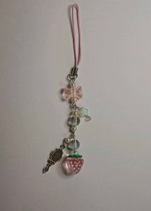 CUTESY PINK PHONE CHARM🌷🍓
