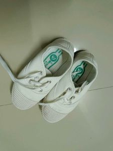 White Canvas Sneakers Shoes