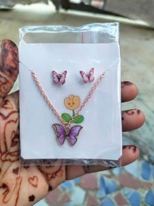 Butterfly Pendants With Earrings Set